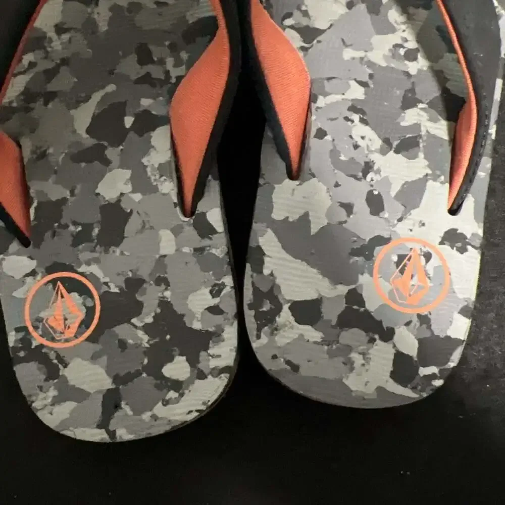Volcom Boys Victor Flip Flop Sandal – Youth Water-Friendly, 12, Dark Camo